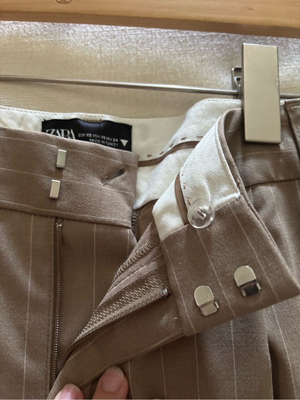 High-Waist Wide-Leg Pinstripe Trousers — Brown - Picture 7 of 8